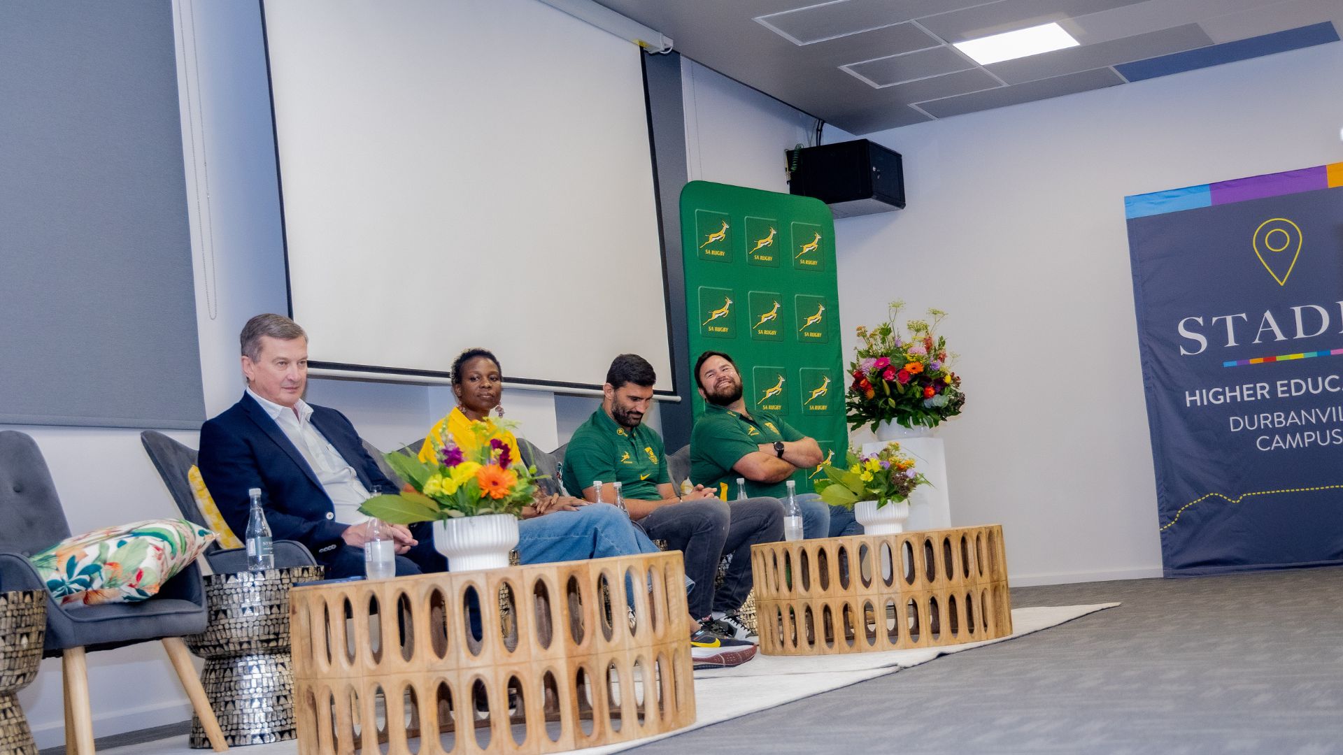 SA Rugby STADIO 4